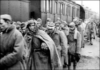 關押在蘇聯斯摩棱斯克附近的俘虜