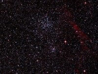 M38（NGC1912）（上）與NGC1907（下）