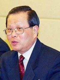 龔學平