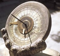 日晷是古代的計時儀器