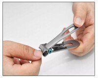 指甲剪是一種常見的複式槓桿