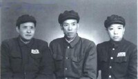 1953年，梁仁芥、梁興初、梁必業三人在一起