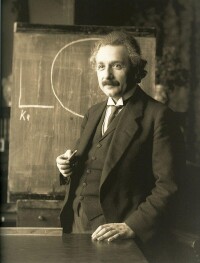 出生於德國的科學家愛因斯坦（1879–1955）發展了相對論。由於他在理論物理學方面的工作，他還獲得了1921年諾貝爾物理學獎。