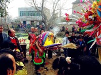 西街南夏家砦、馮劉畈龍燈“祭廟”