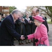 維多利亞女王和威靈頓公學