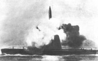 658型戰略核潛艇水面發射P-13導彈