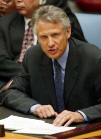 2003年2月德維爾潘在聯合國安理會