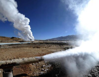 西藏羊八井地熱電站地熱井噴