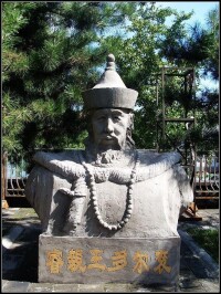 多爾袞塑像