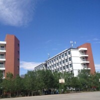 新疆工業高等專科學校