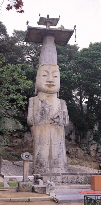 高麗光宗年間所造灌燭寺彌勒立像