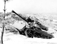 裝M6推土鏟的M47中型坦克