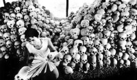 紅色高棉大屠殺死難者骸骨