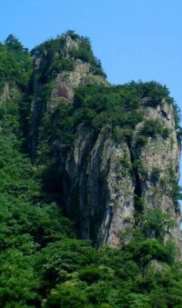 黃袍山