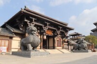 淮南王府、衡山王府、衛府大門實景圖