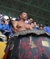 清湖村：越秀山“鼓神”李海祥