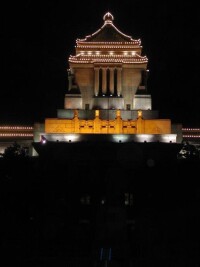 偽滿洲國國務院(夜景)