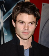 男主角Daniel Gillies