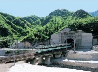 大秦鐵路軍都山隧道