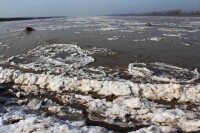 黃河流域下游冬季冰凌