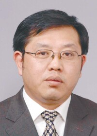 瀋陽大學黨委副書記、副校長