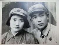 王凱與丈夫盧甦軍旅結婚