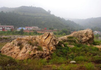 石頭河峪口斜峪關地貌（斜峪關卧虎石）