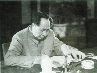 毛澤東主席參與第一部憲法起草