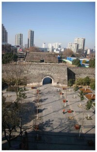 漢西門瓮城