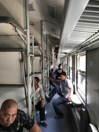 4415次列車的硬卧代硬座