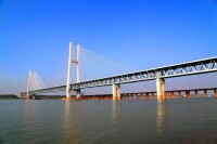 荊州長江公鐵大橋