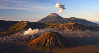 婆羅摩火山