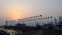 青島奧帆中心的“萬國旗”2012-11-18
