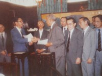 馬臨校長與北京大學校長簽訂交流協議（1984年）