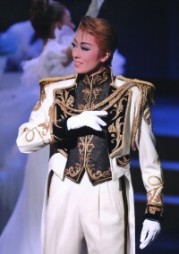 THE MERRY WIDOW 丹尼洛