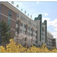 長春工業大學人文學院