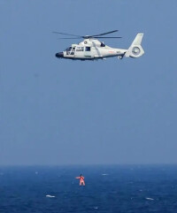 中國飛機在公海