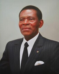 總統特奧多羅·奧比昂·恩圭馬·姆巴索戈