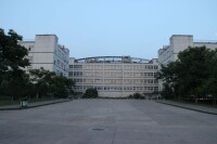漢口學院