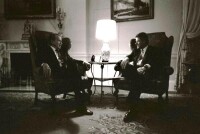 1993年與柯林頓交談