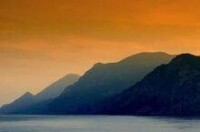 黃昏時的加爾達湖