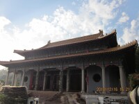2010年12月16日拍的天寧寺大雄寶殿圖