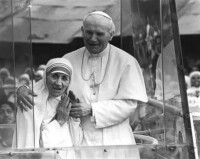 教皇1986年與特蕾莎修女