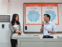 陳欣先生在財大培訓中與學員互動