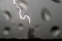 2009年7月10日閃電差點擊中肯尼迪航天中心