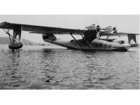 PBY-3在華盛頓西雅圖湖進行前進基地訓練