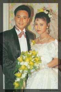 楊SIR和妻子葉玉萍結婚照