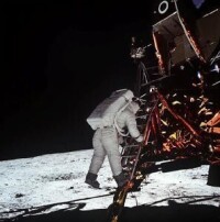 “阿波羅”11號宇航員阿爾德林在月球表面