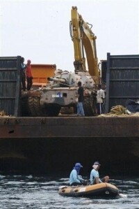 泰國將報廢的69式坦克拋棄