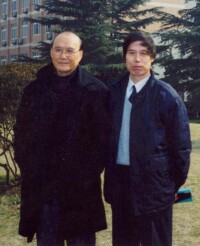 錢夢龍（左）